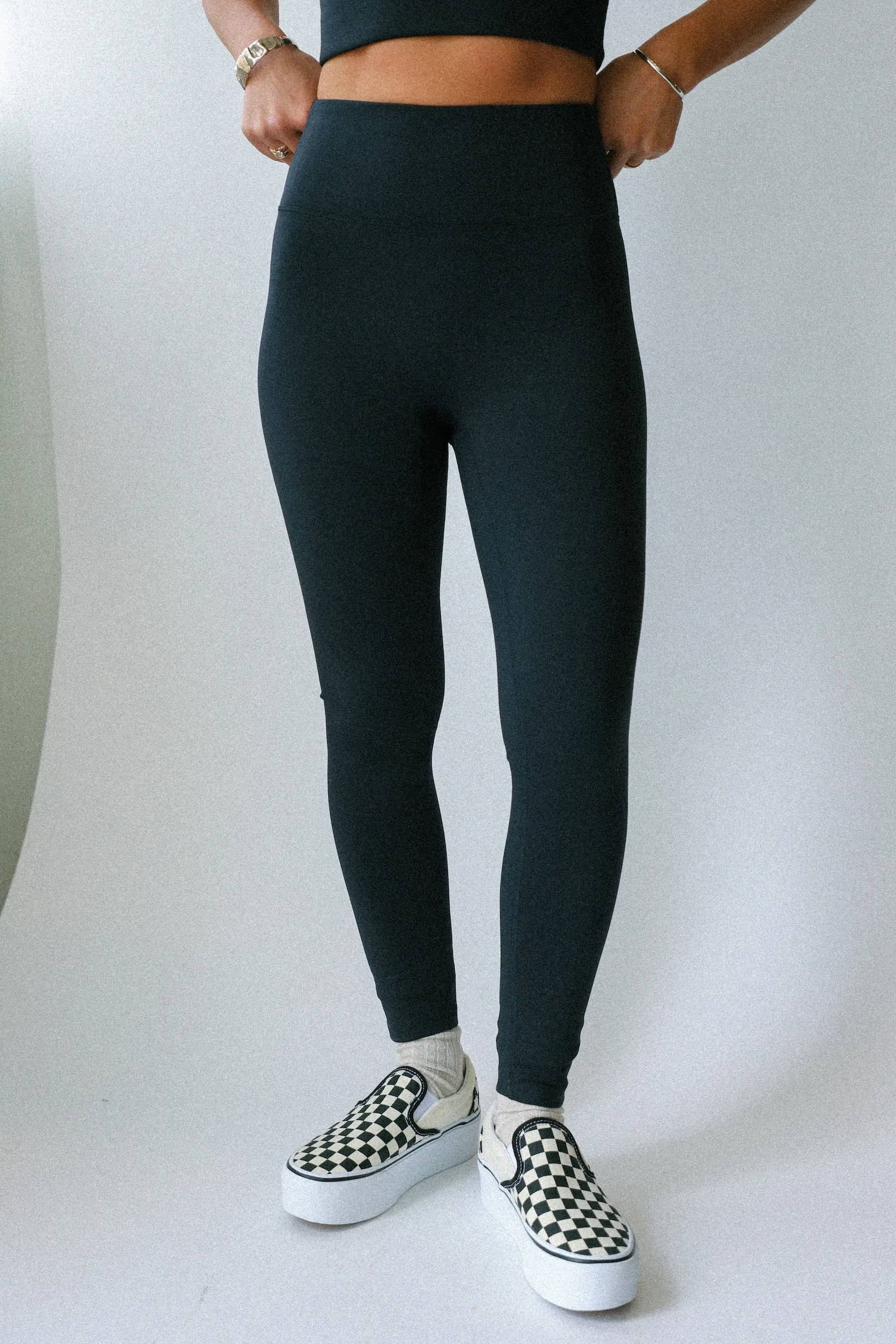 23 3/4" Black Luxe Legging