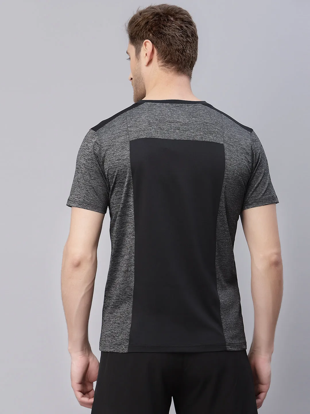 JUMP USA Men's Grey Black Solid Yoga Seamless Round Neck T-Shirt