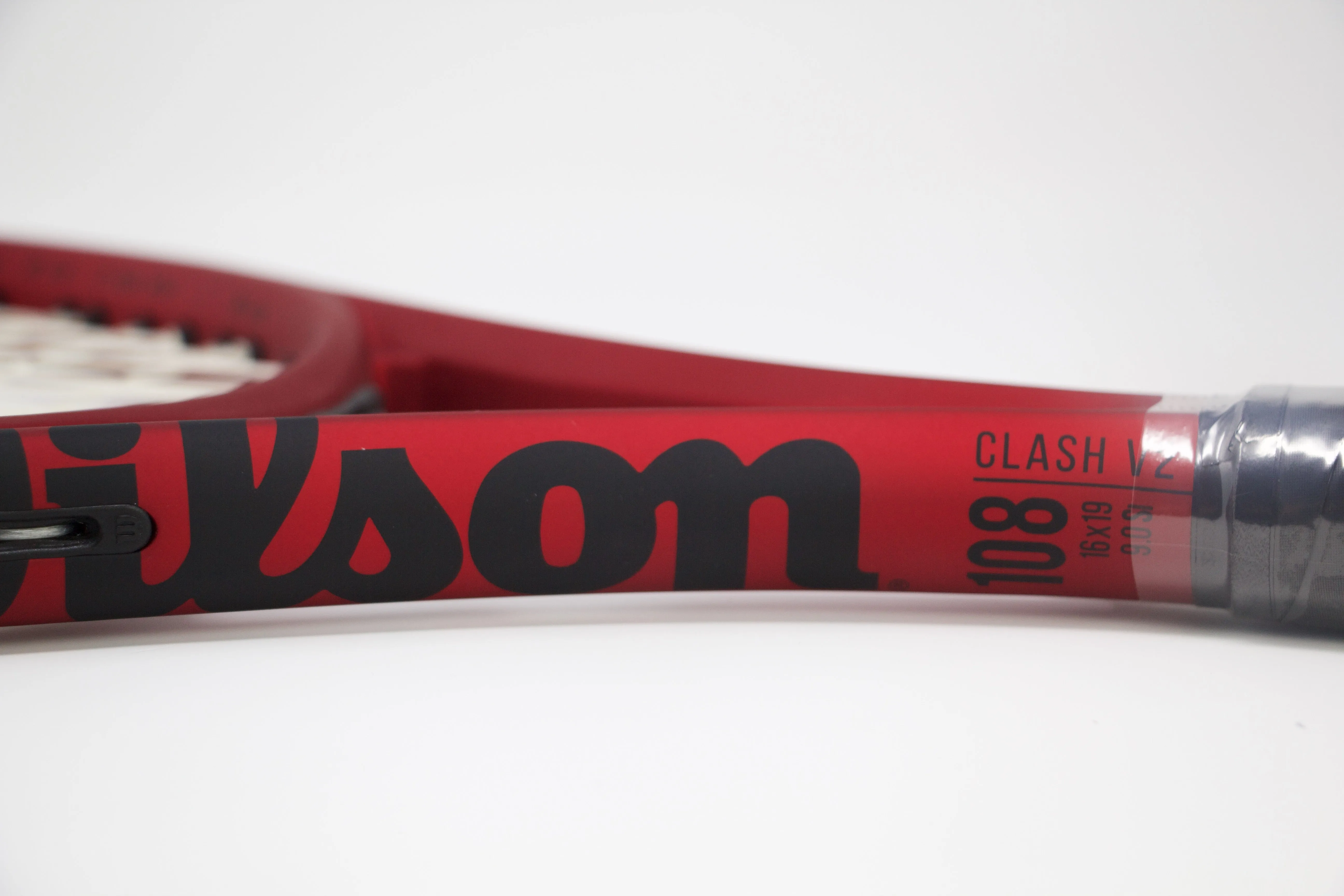 Wilson Clash 108 v2 Tennis Racket